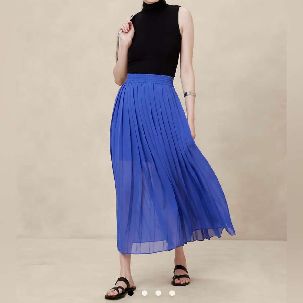 RUCHED-WAIST PLEATED MAXI SKIRT